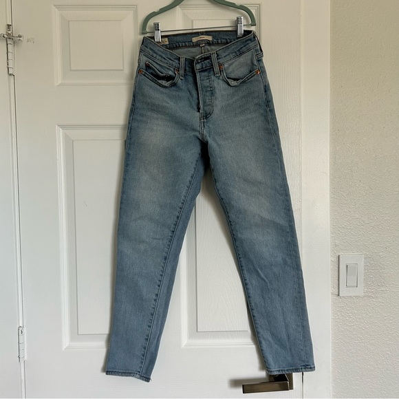 Levi’s Wedgie Icon Jeans - Picture 3 of 6